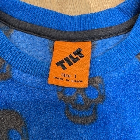 TILT Kid’s Fleece With Skulls Size 1 - Picture 2 of 4
